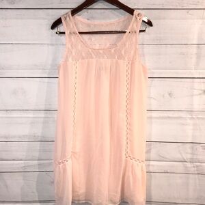 ☀️ 3 / $15 Sale ☀️ Sequin Hearts 🍑 Dress